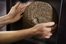 Laden Sie das Bild in den Galerie-Viewer, Vom Walde komm ich her: Senf mit Apfel, Mandelkern & Tannenspitzen (saisonal Winter)