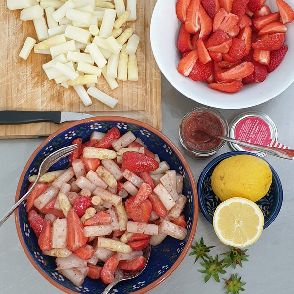 SENF-REZEPT: Spargel Erdbeer Salat & Vinaigrette mit Himbeersenf "Himbeerfelder für immer"