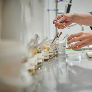 10. Juli 2025, 18h Führung: Senf Tasting & Senf selber machen  - 1 Person